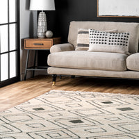 Nuloom Kenley Spotted Nke2528A Beige Area Rug