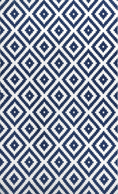 AreaRugs.com Wavaj Nwa1196B Blue Area Rug