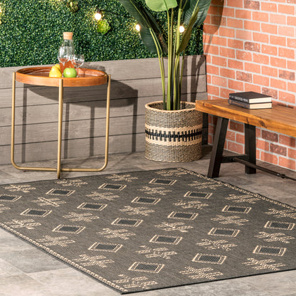 Nuloom Dana Aztec Emblem Nda1791B Charcoal Area Rug