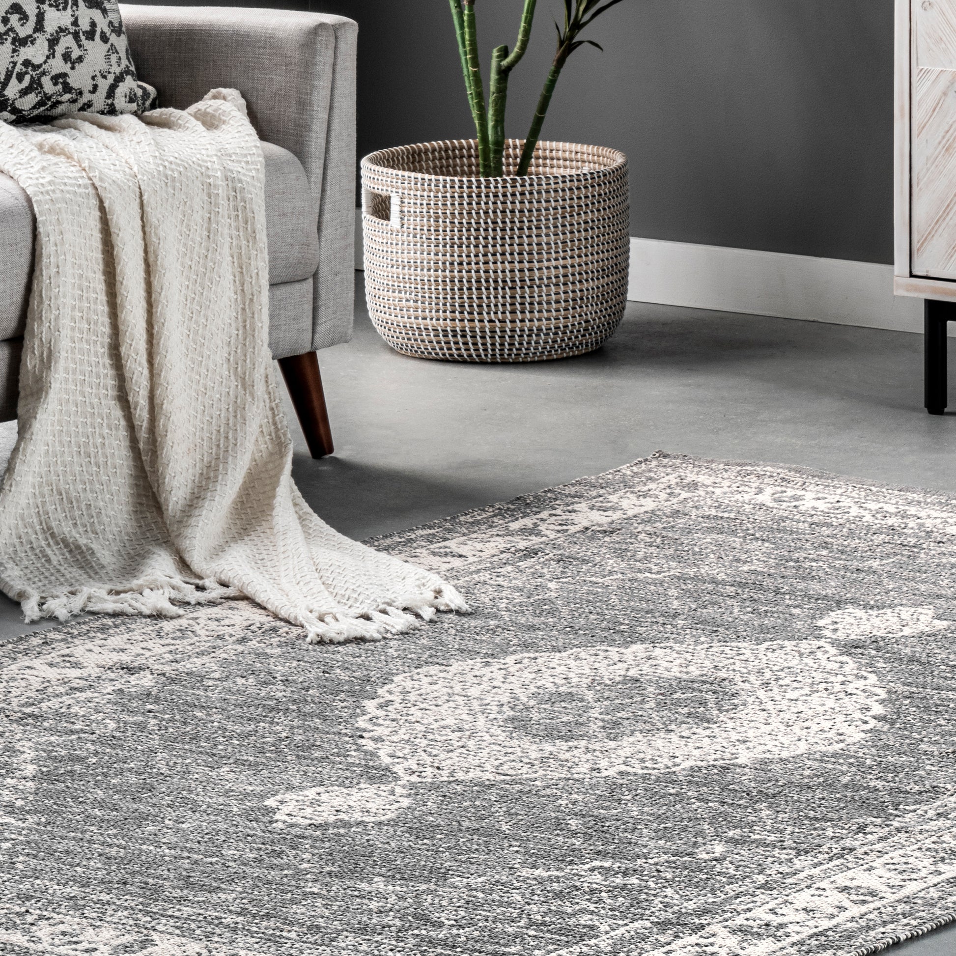 Nuloom Ronnie Elegant Nro2833A Gray Area Rug