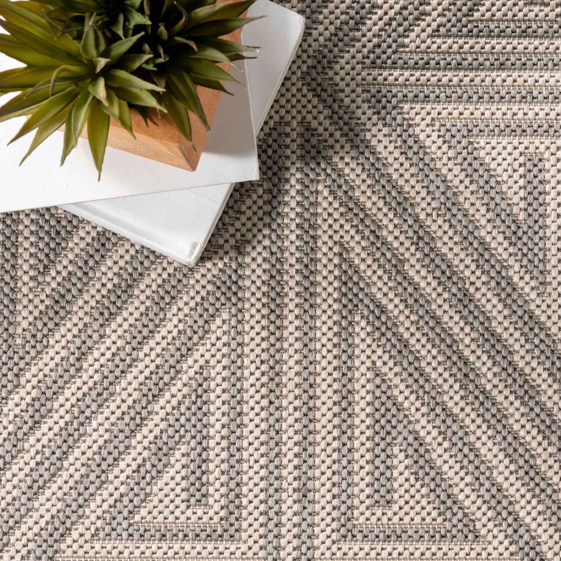 Nuloom Harvey Trellis Nha1777C Gray Area Rug