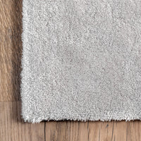 AreaRugs.com Wavaj Nwa1135E Light Gray Area Rug