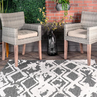 Nuloom Blaire Lattice Nbl1557A Gray Area Rug