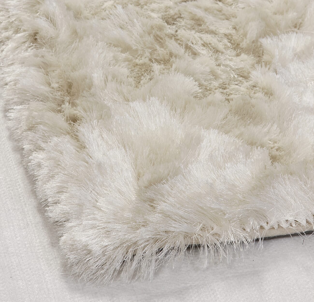 Dynamic Paradise 2400 Ivory Shag Area Rug