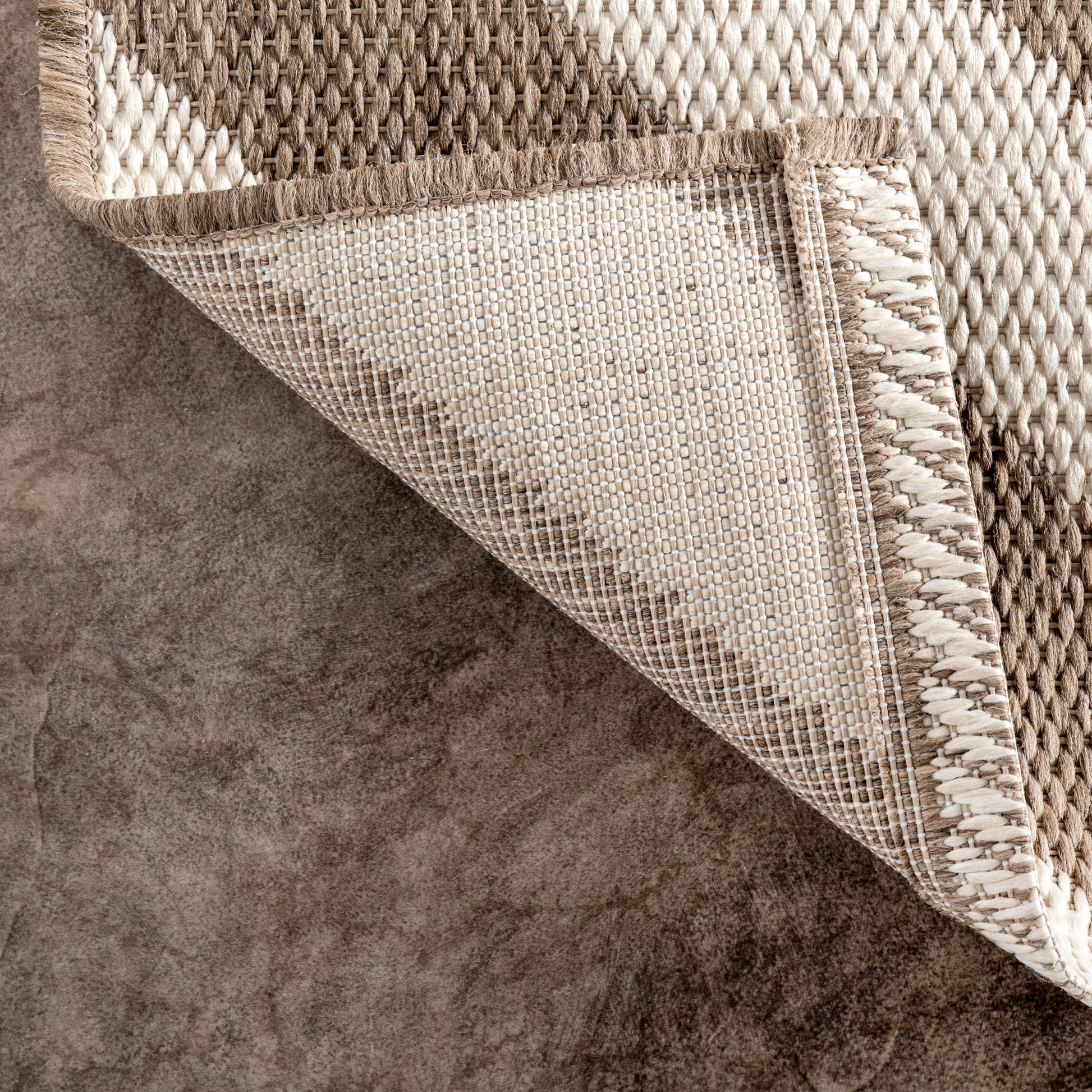 Nuloom Shane Celtic Trellis Nsh2868A Beige Area Rug