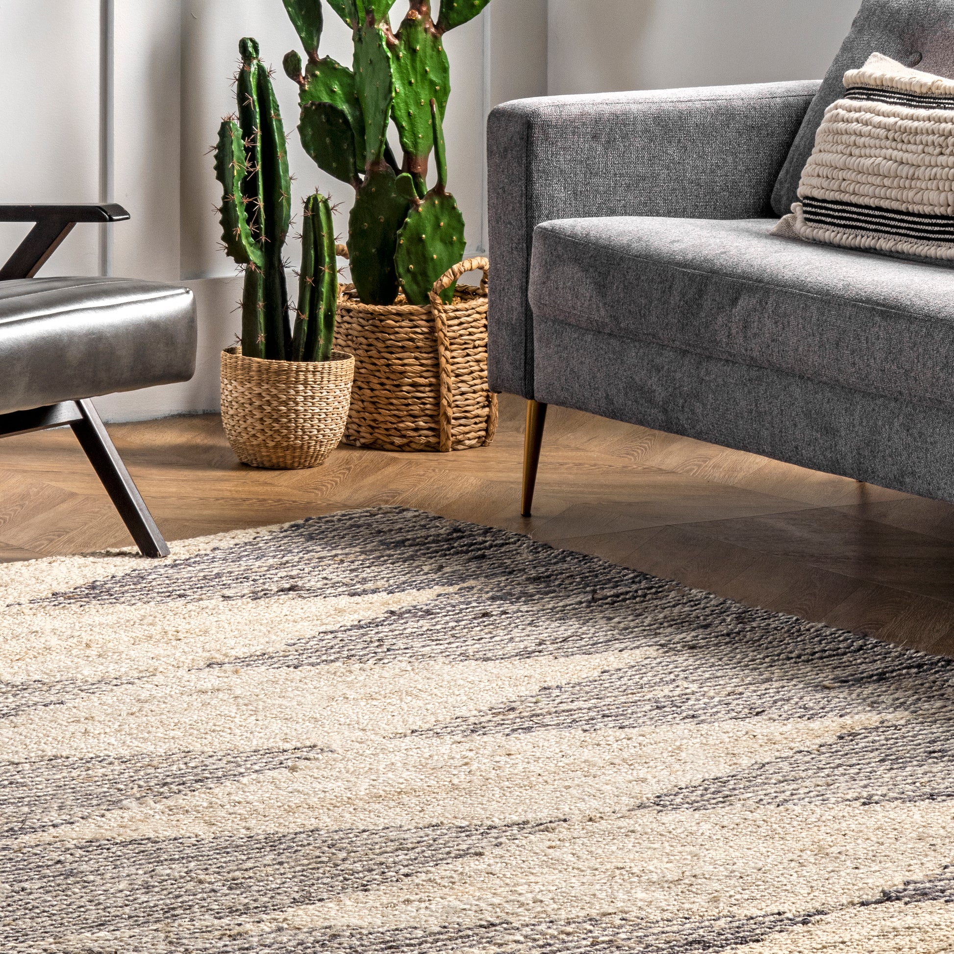 Nuloom Brianne Nbr3555B Off White Area Rug