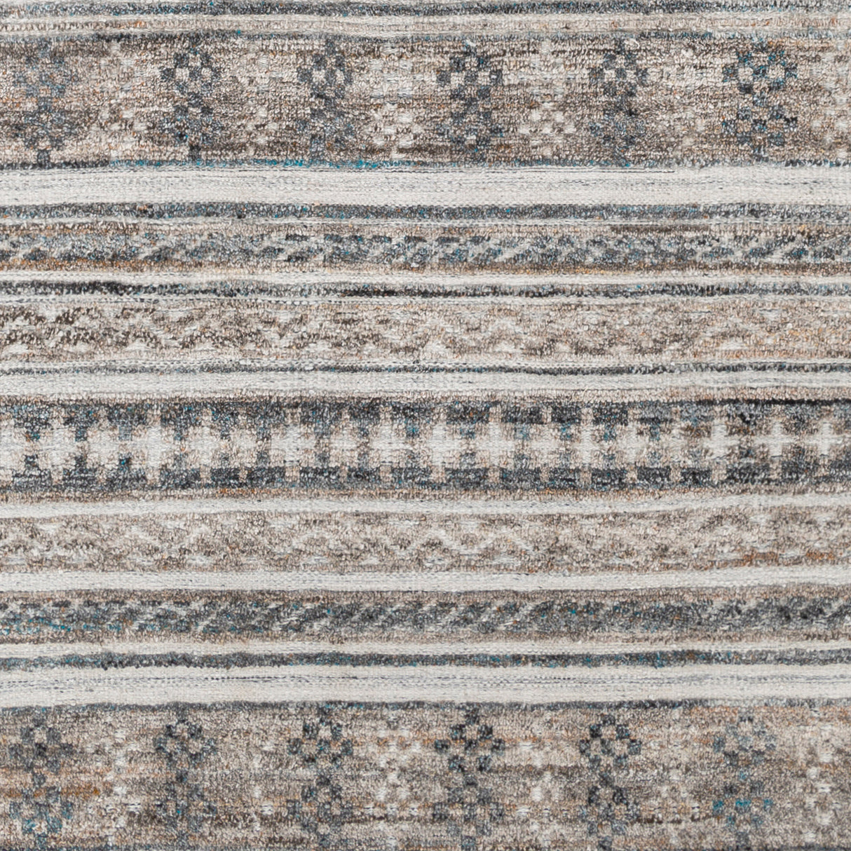 Surya Pompei Ppi-2307 Grey Rug.
