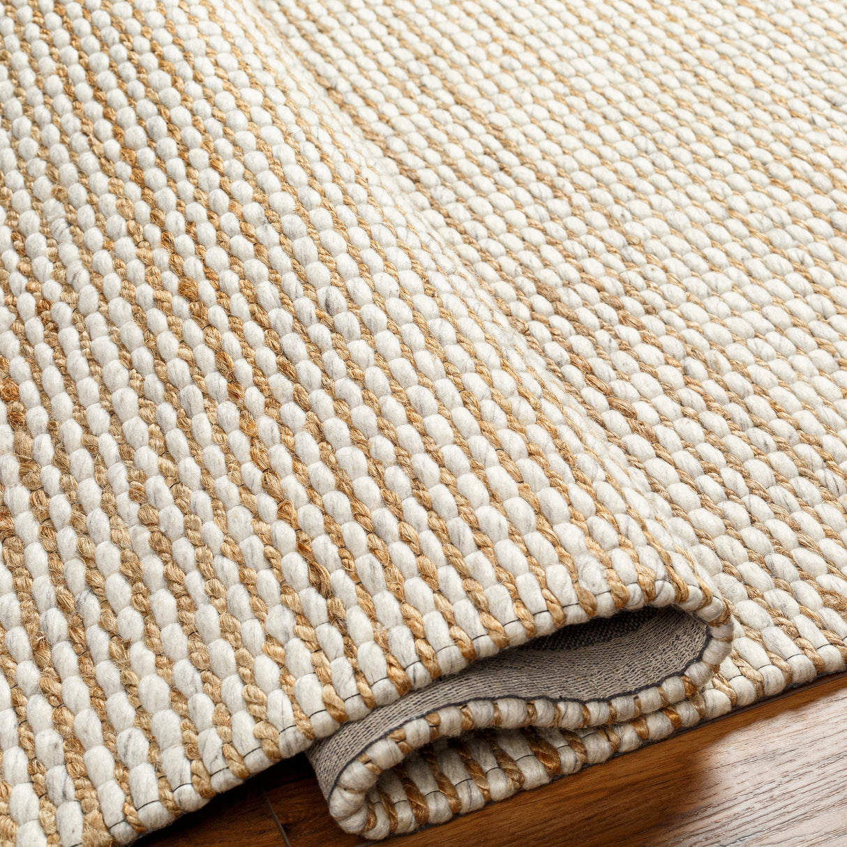 Surya Priya Pya-2303 Beige Rug.