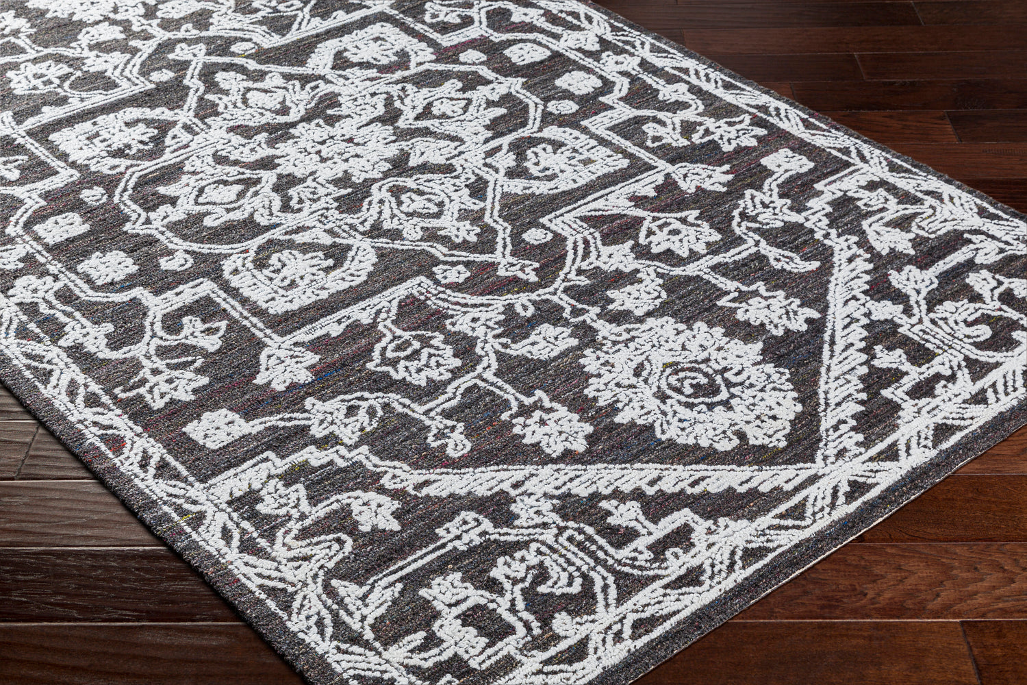 Surya Piazza Pzz-2302 Black Rug.