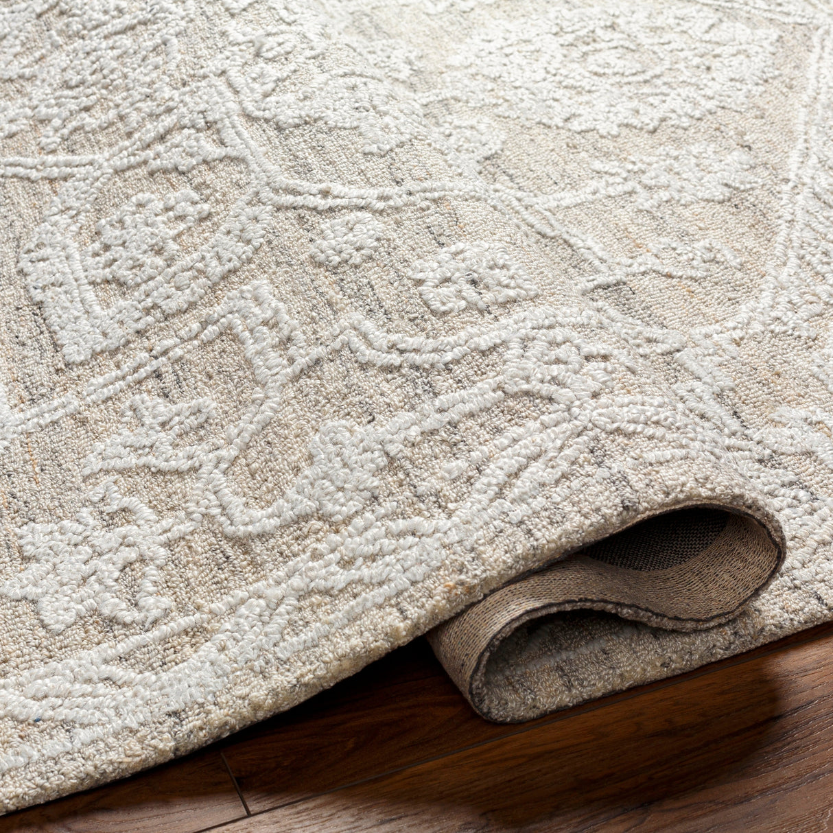 Surya Piazza Pzz-2304 Beige Rug.