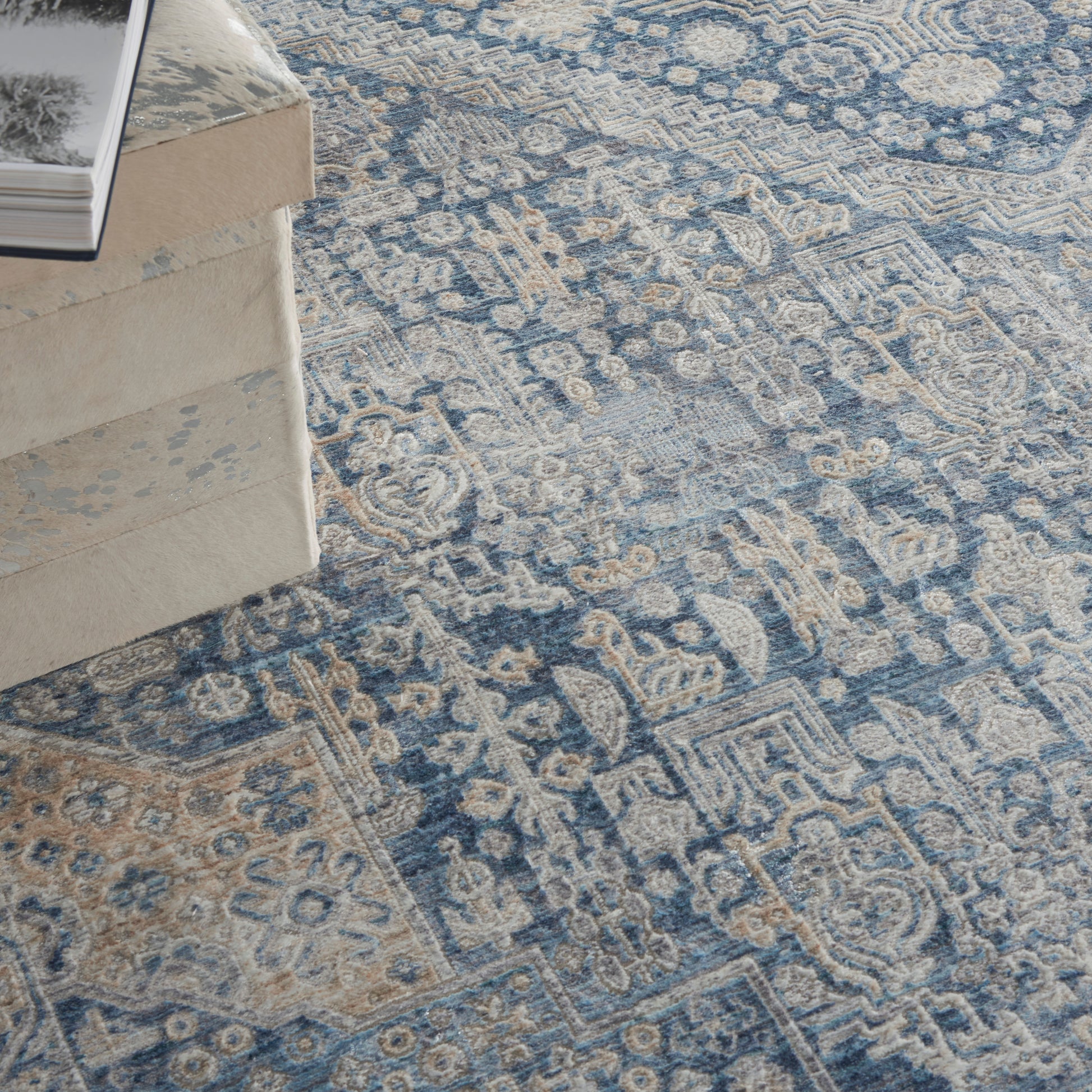 Nourison Lustrous Weave Luw02 Blue/Ivory Area Rug