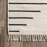Nuloom Delora Bohemian Blend Nde2780A Ivory Area Rug