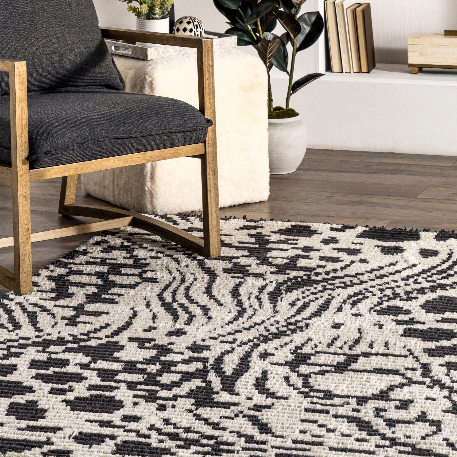 Nuloom Elissa Animal Print Nel1894A Gray Area Rug