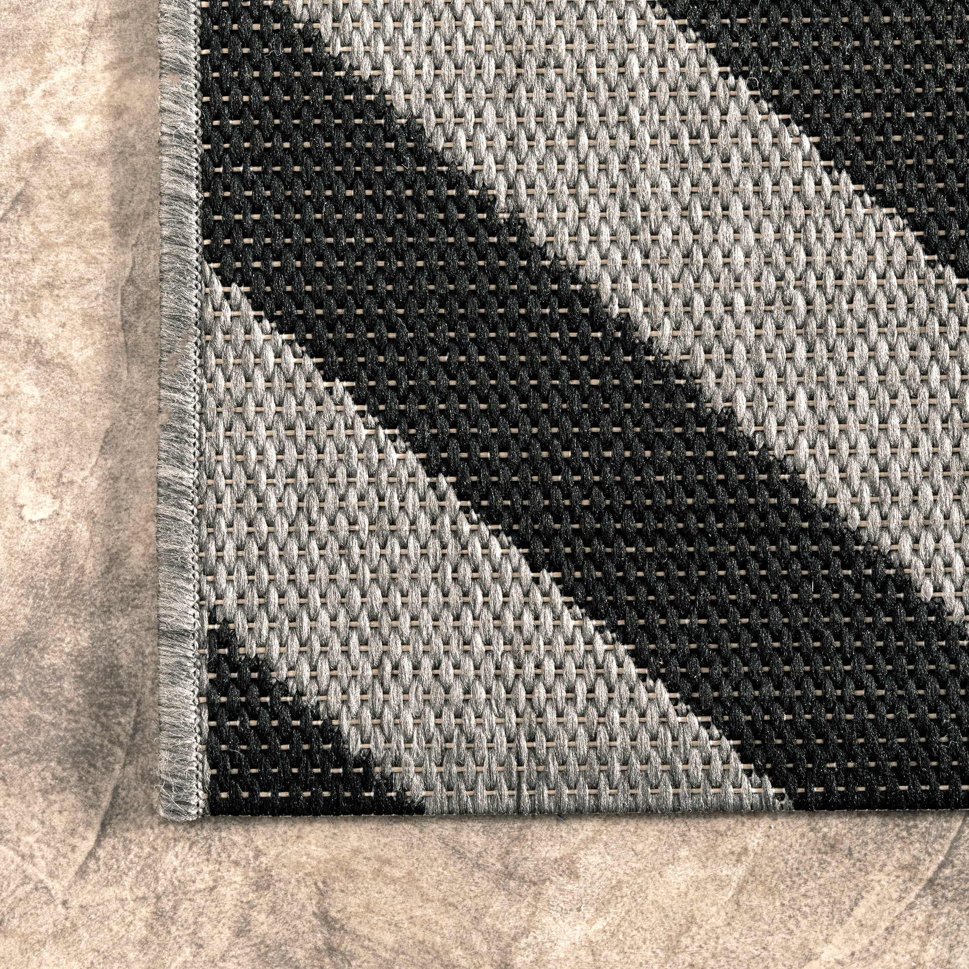 Nuloom Shane Celtic Trellis Nsh2868D Gray Area Rug