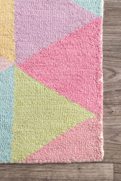 Nuloom Bianca Triangles Nbi2006D Pink Area Rug