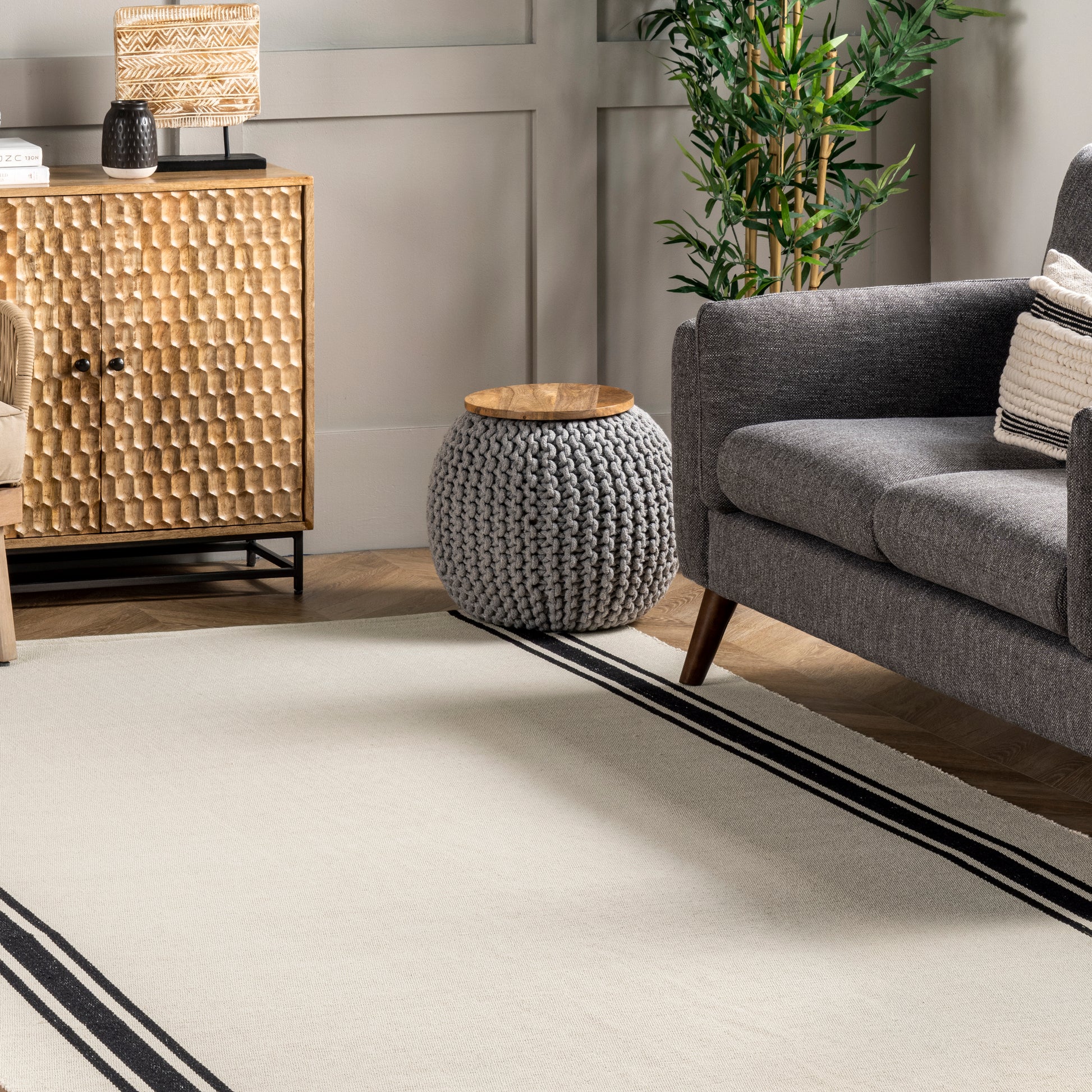 Nuloom Clarissa Casual Stripe Ncl2799A Ivory Area Rug