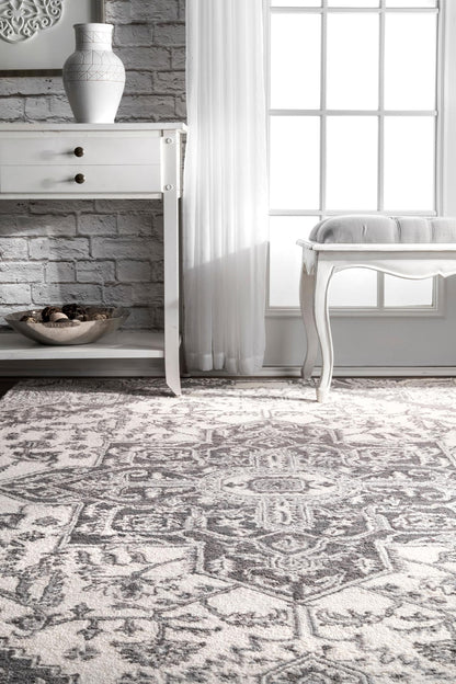 Nuloom Dewitt Floral Nde2689A Gray Area Rug