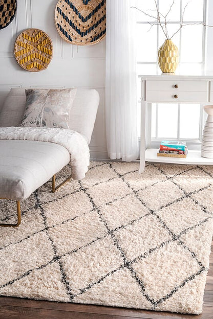 AreaRugs.com Nakra Ovsg62I Ivory Geometric Area Rug