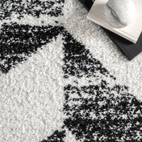 Nuloom Avery Herringbone Cozy Nav1918A Black And White Area Rug