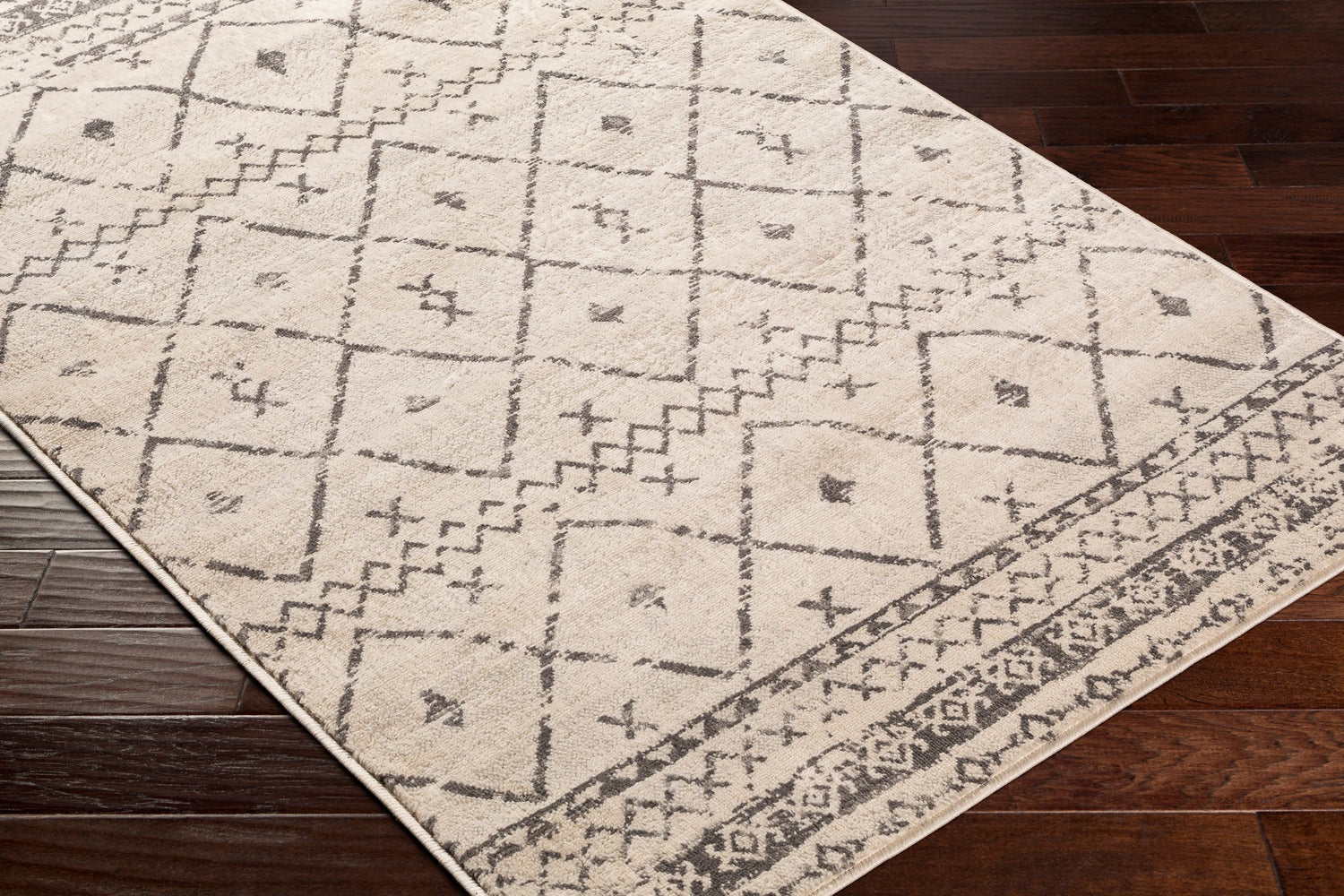 Surya Roma Rom-2338 White, Medium Gray Rugs.