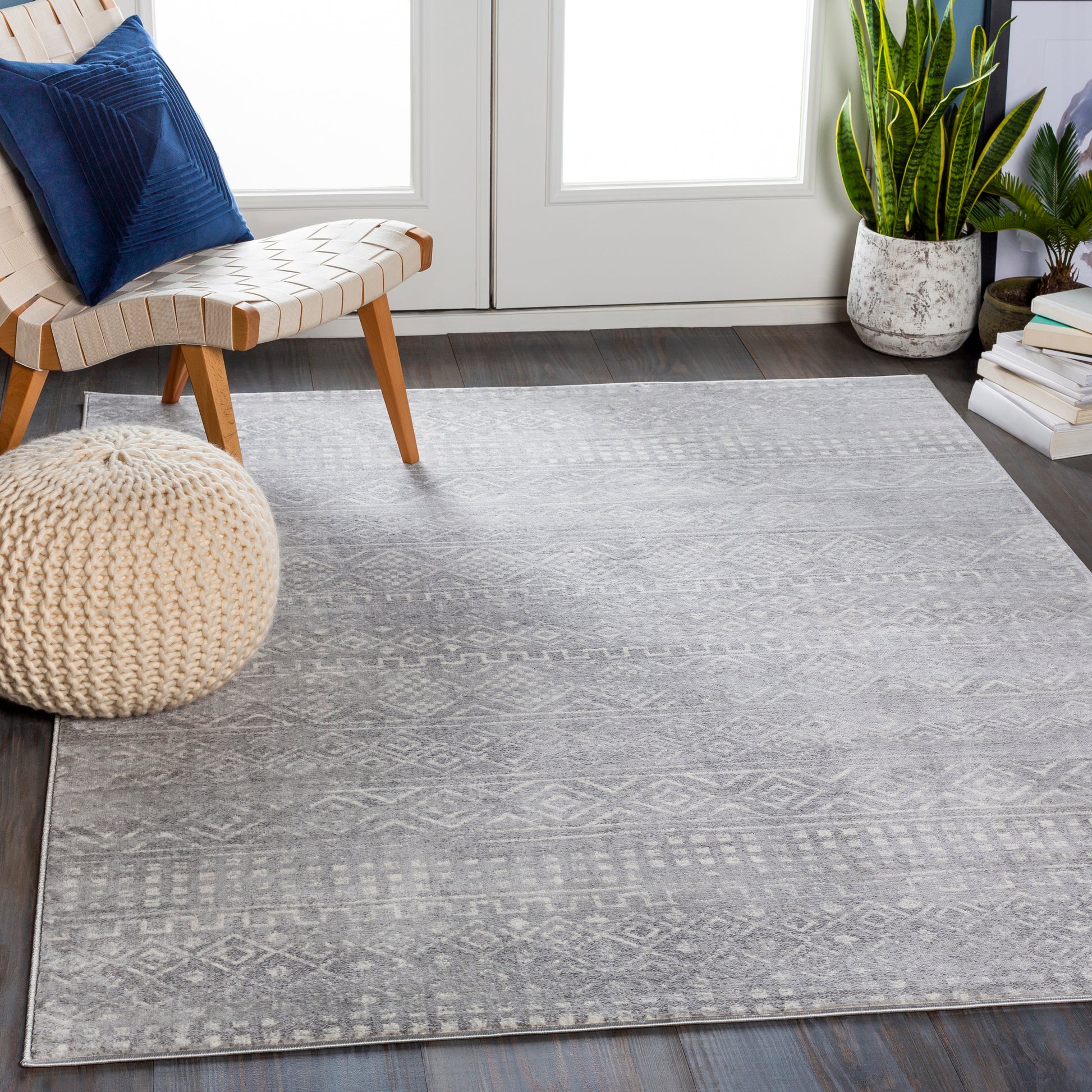 Surya Roma Rom-2340 Medium Gray, Light Gray, White Area Rug