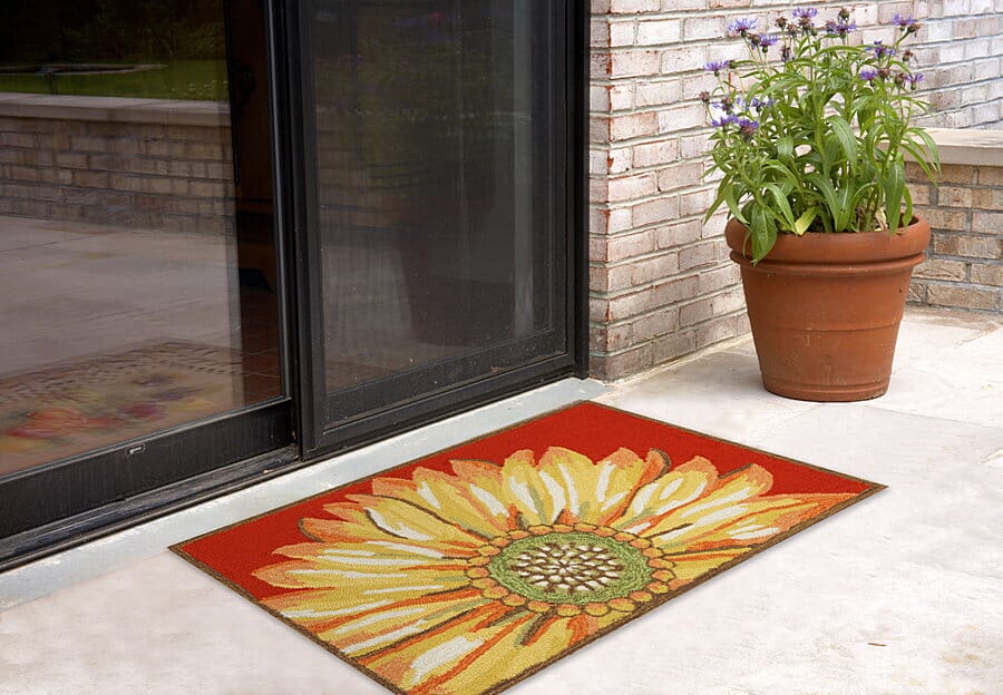Liora Manne Frontporch Sunflower 1417/24 Red Floral / Country Area Rug