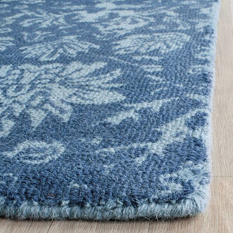 Safavieh Restoration Vintage Rvt104E Blue / Dark Blue Rugs.