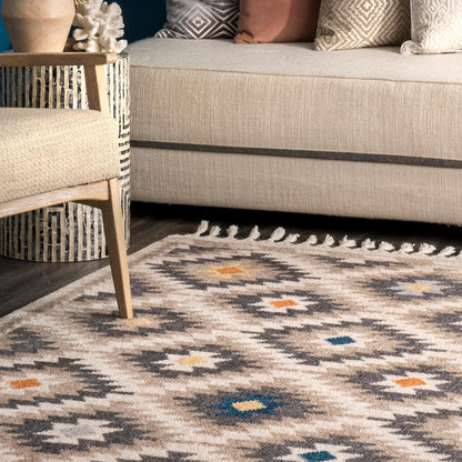 Nuloom Charley Aztec Nch2542A Beige Area Rug