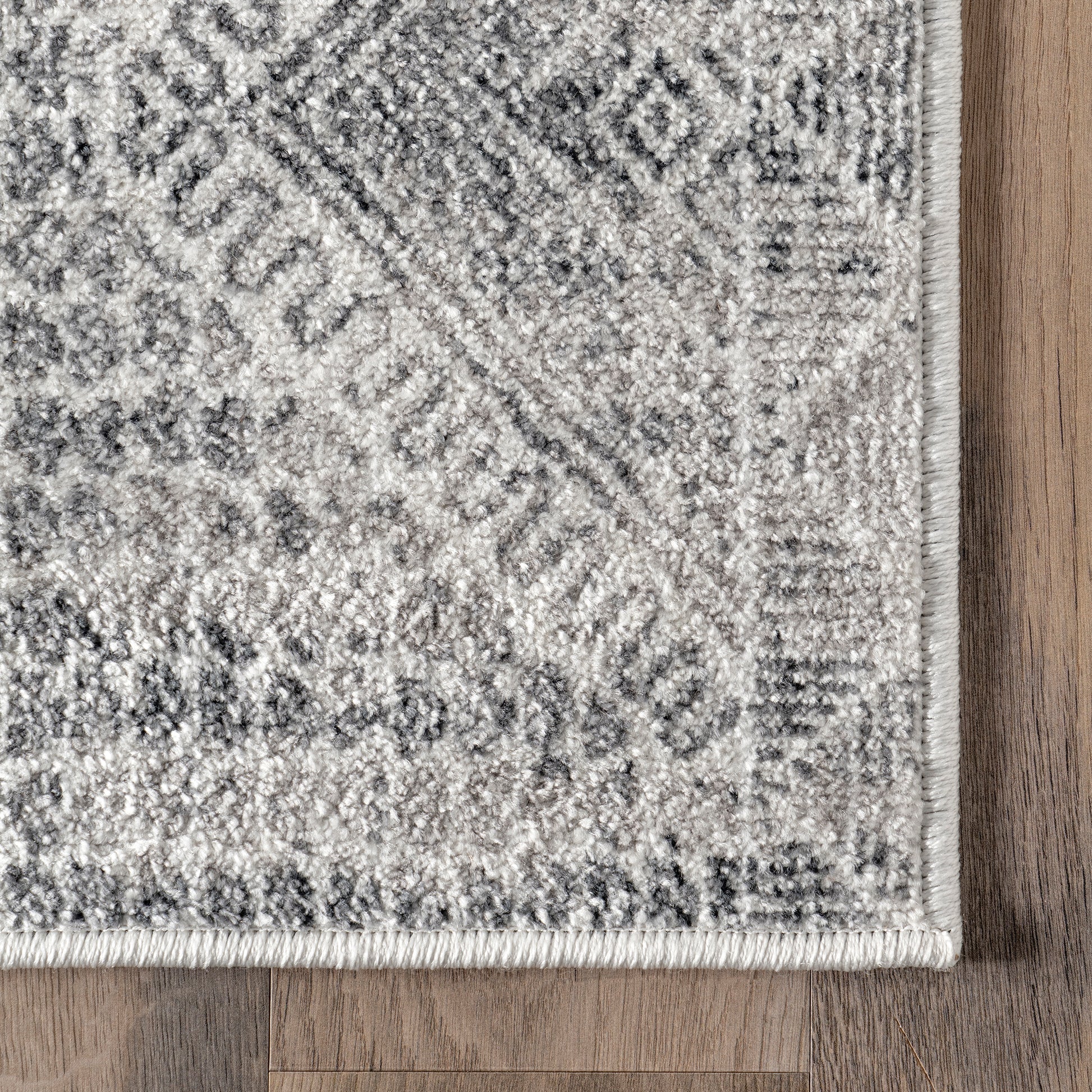 Nuloom Karie Tribal Nka1707A Light Gray Area Rug