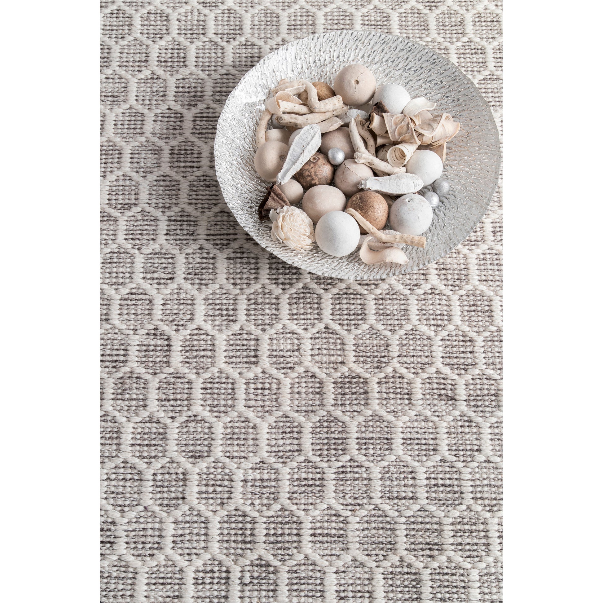 Nuloom Wylie Honeycomb Rug Nwy1375D Gray Area Rug