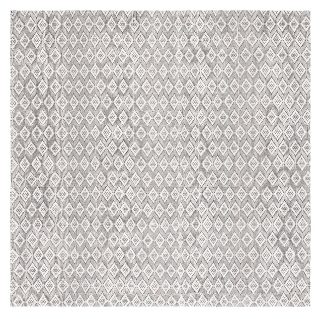 Safavieh Marbella Mrb310A Ivory/Black Rug.
