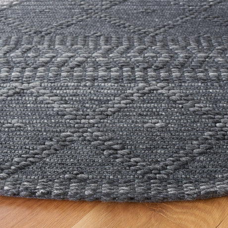 Safavieh Marbella Mrb751F Grey Rug.
