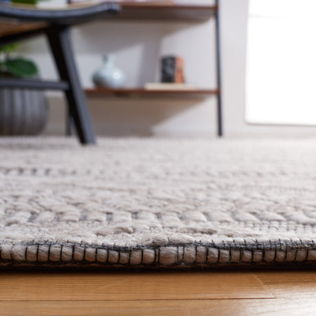 Safavieh Marbella Mrb751F Grey Rug.