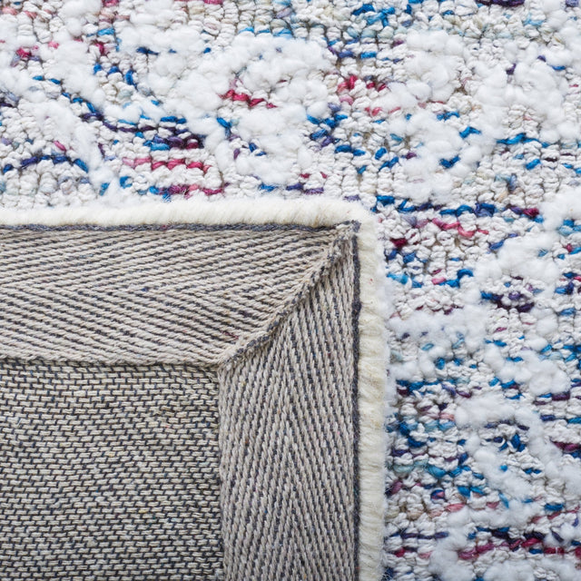 Safavieh Metro Met160Q Ivory/Red Rug.