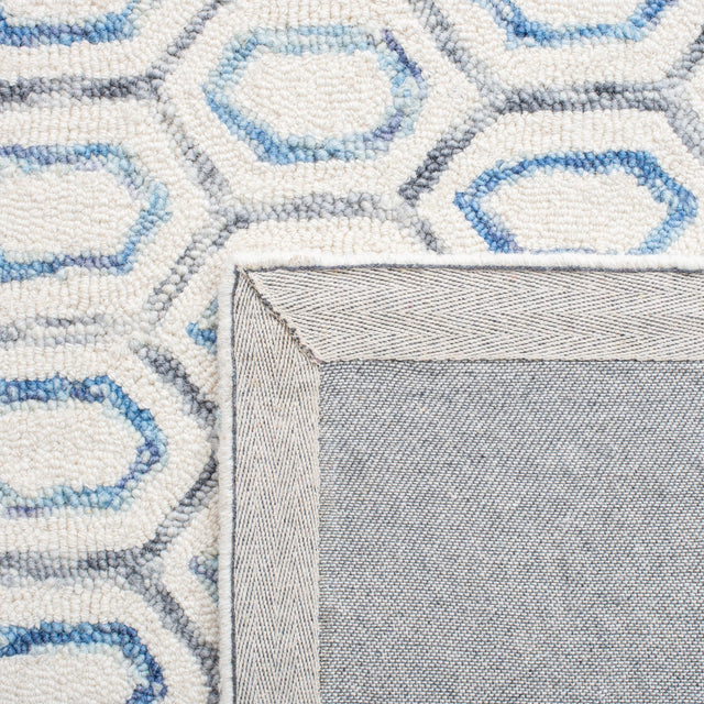 Safavieh Metro Met704A Ivory/Blue Rug.