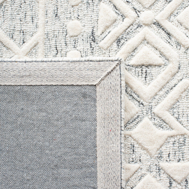Safavieh Metro Met855F Silver/Ivory Rug.