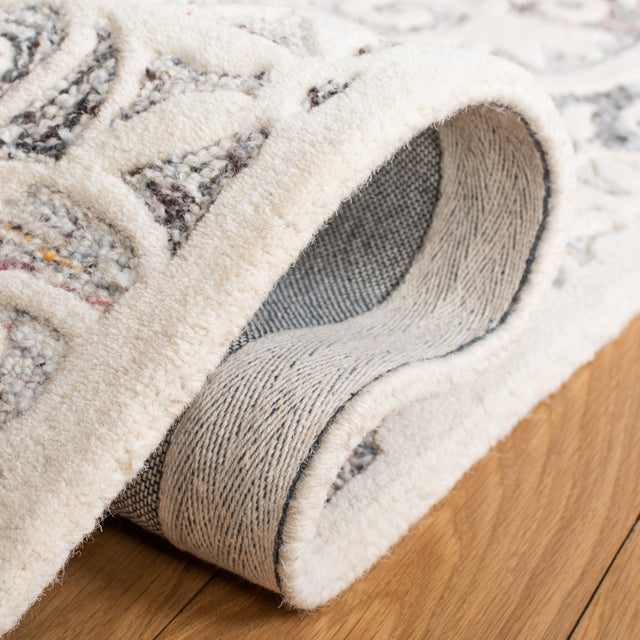 Safavieh Metro Met859Q Red/Ivory Rug.