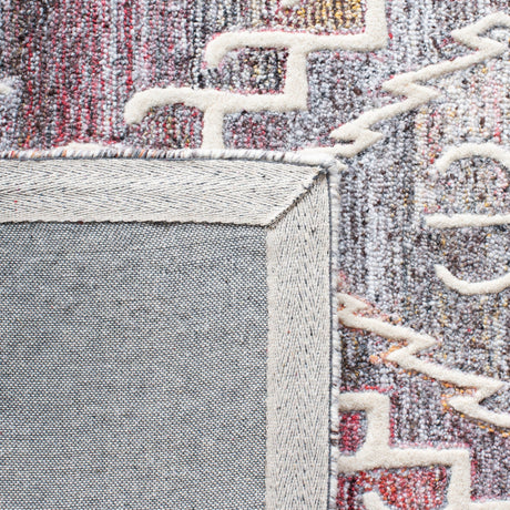 Safavieh Metro Met860Q Red/Ivory Rug.