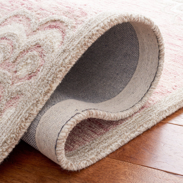 Safavieh Metro Met901U Dark Pink/Ivory Rug.