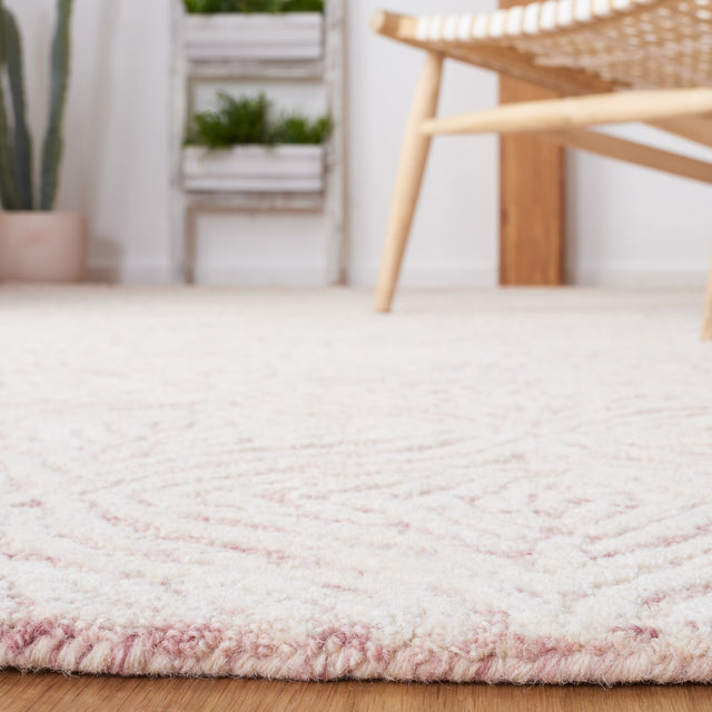 Safavieh Metro Met904U Dark Pink/Ivory Rug.
