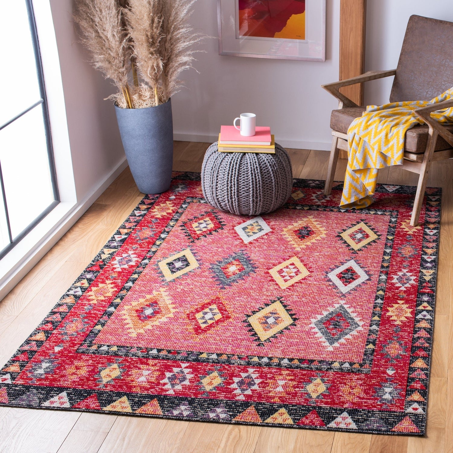 Safavieh Montage Mtg201U Pink/Black Rug.