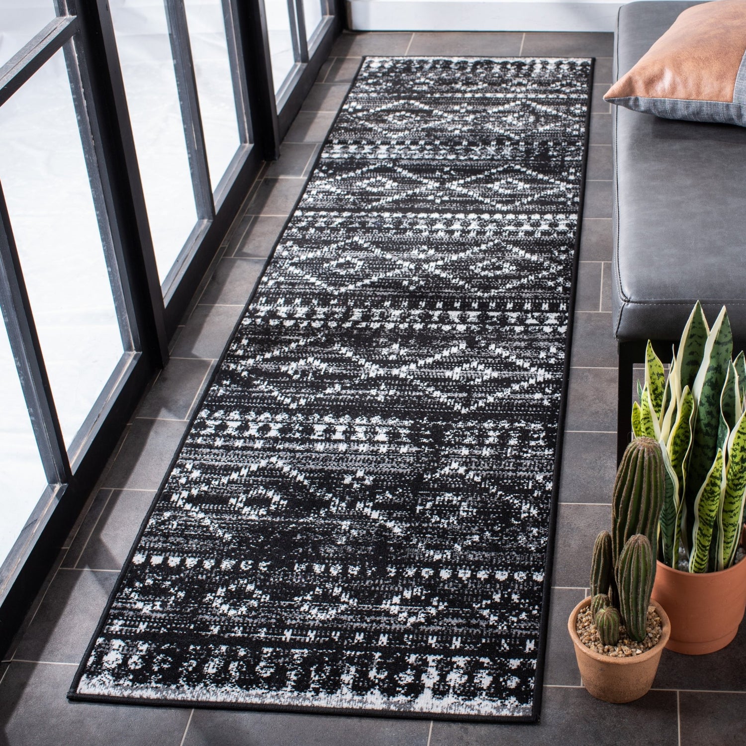 Safavieh Montage Mtg291Z Grey/Black Rug.