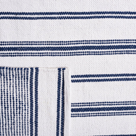 Safavieh Montauk Mtk708N Navy/Ivory Rug.