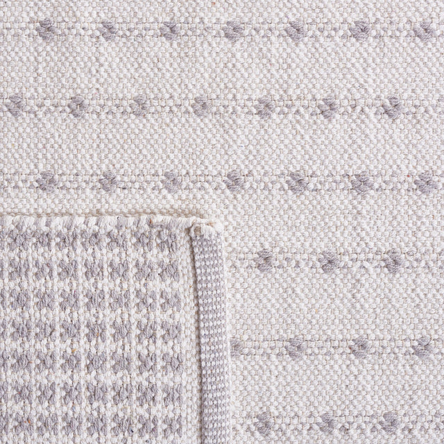 Safavieh Montauk Mtk714G Light Grey/Ivory Rug.