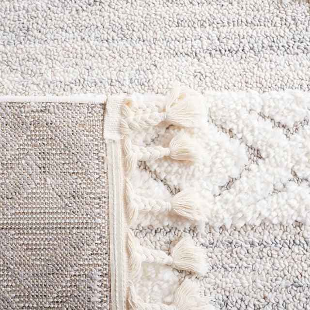 Safavieh Moroccan Tassel Shag Mts640A Ivory/Beige Rug.