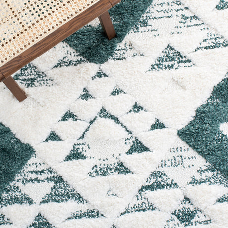 Safavieh Moroccan Tassel Shag Mts688Y Green/Ivory Rug.