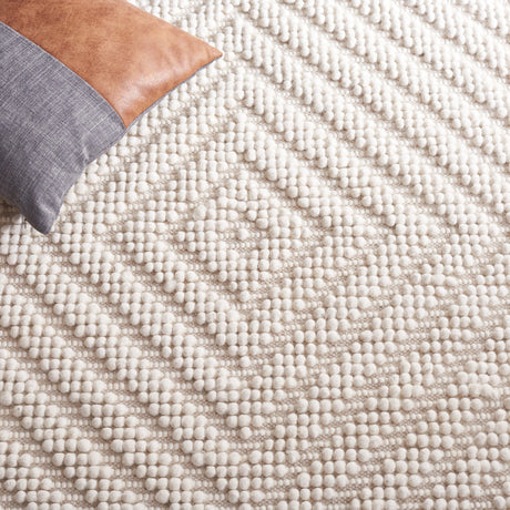 Safavieh Natura Nat276A Ivory Rug.