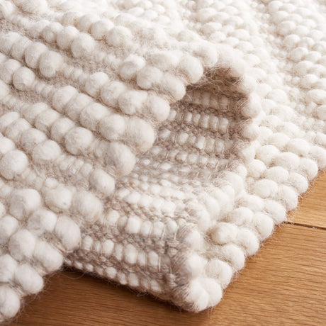 Safavieh Natura Nat276A Ivory Rug.