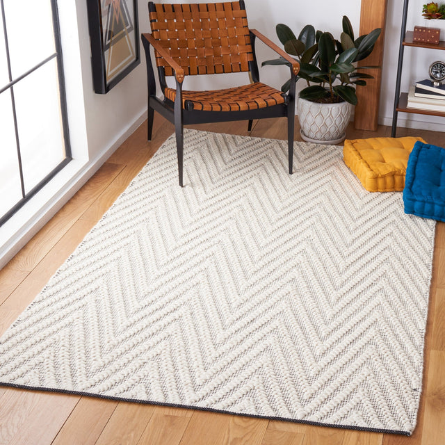 Safavieh Natura Nat277A Ivory/Black Rug.