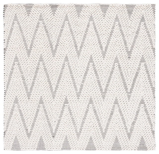 Safavieh Natura Nat279A Ivory/Black Rug.